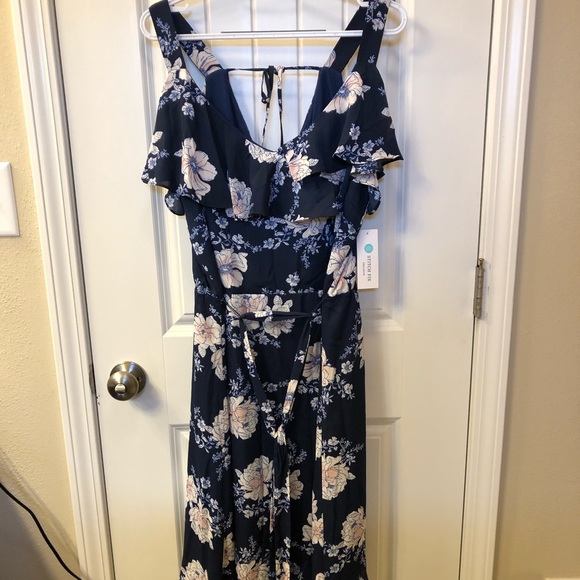 Collective Concepts Dresses & Skirts - Brand New! Navy Blue Floral Sundress!